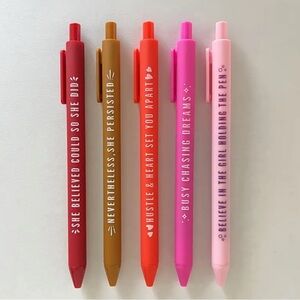 Set of 5 motivational pens 😍😍!